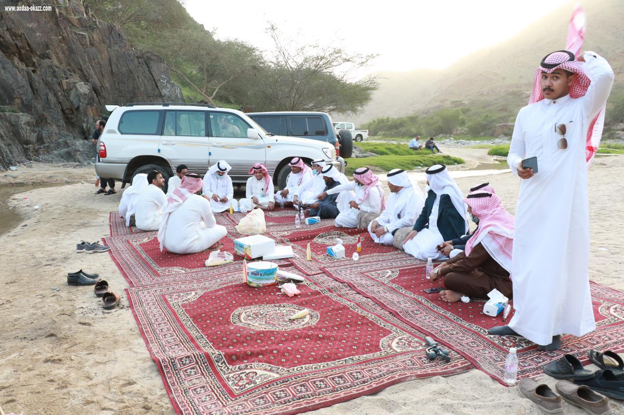 فريق الباحة الإعلامي يقرأ مفردات جمال ذي عين وحسن شلال الخرار ويطرب لمعزوفة الناي