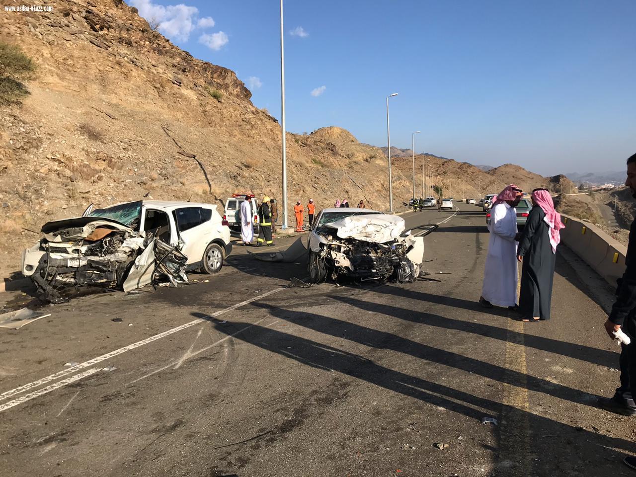 هلال الباحة يتجاوب مع حادث ادى لوفاة واصابتين تم اسعافهم ونقلهم للمستشفى