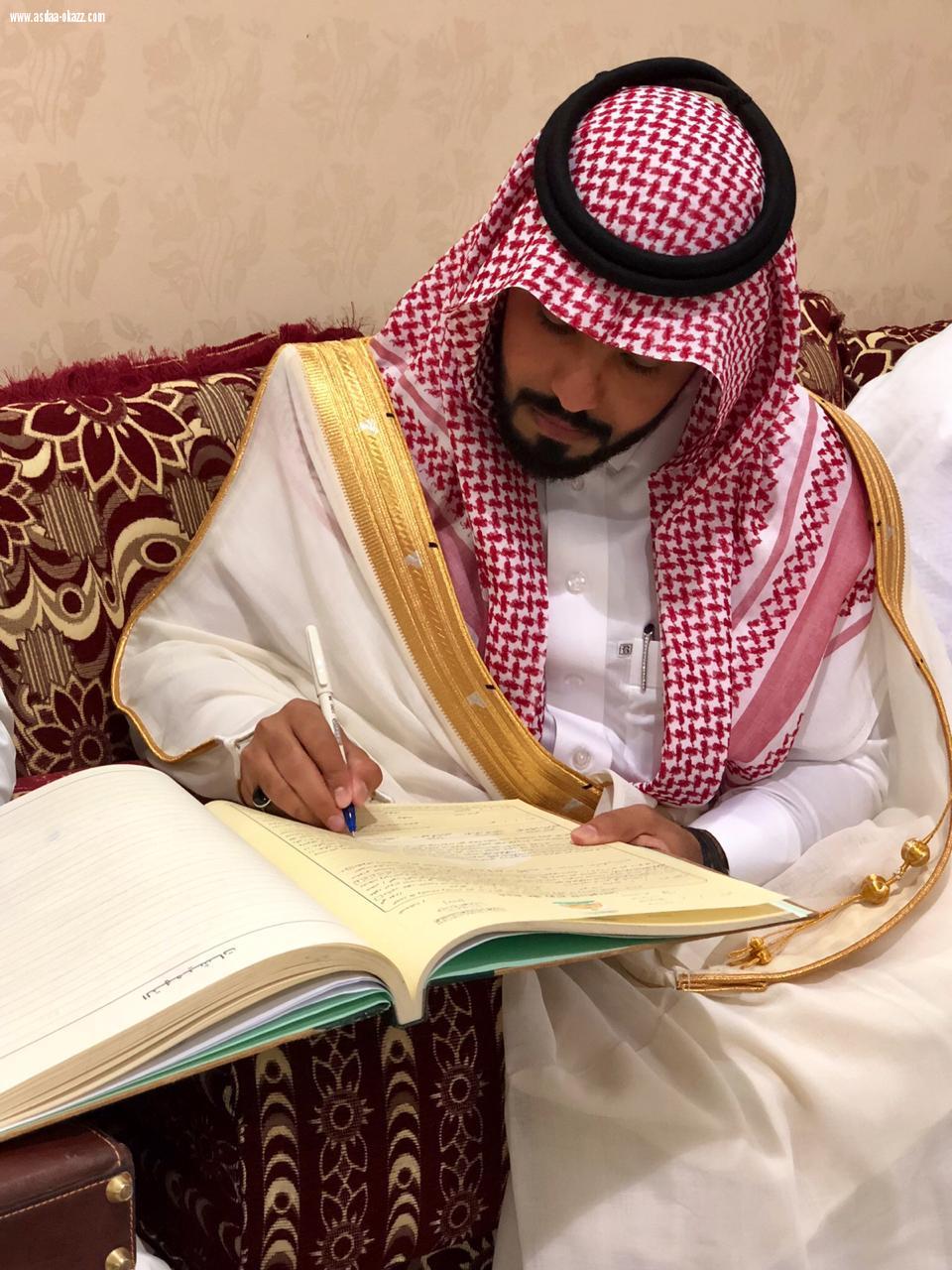 الأستاذ صديق عثمان يحتفي بعقد قران نجله عمار