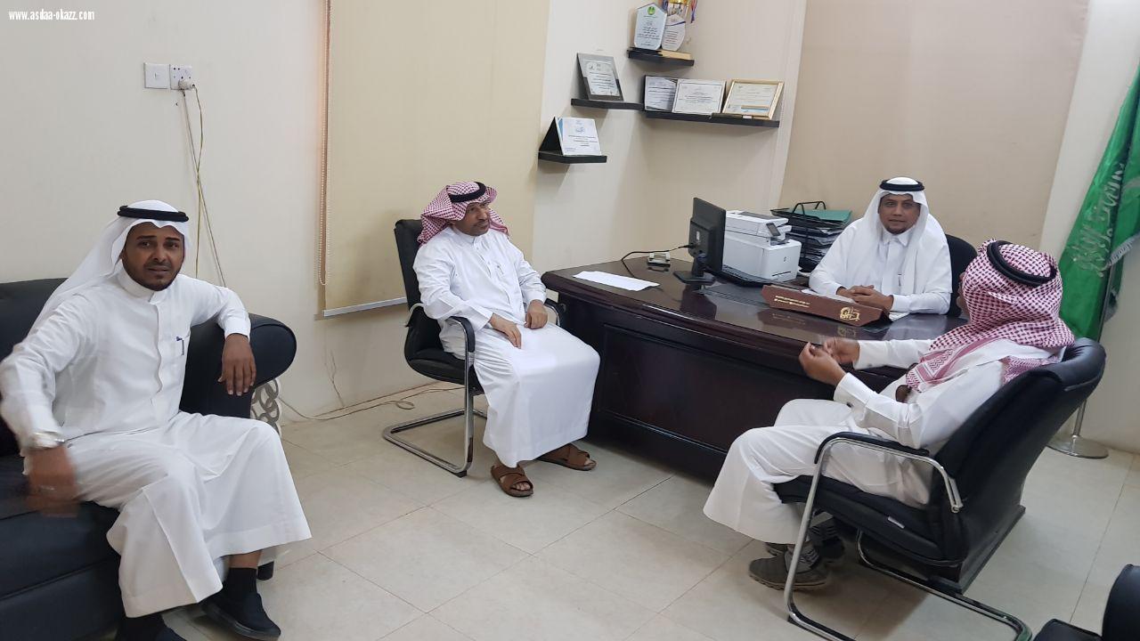 زيارة مدير التعليم الأهلي الاستاذ حسن خردلي والمشرف التربوي الأستاذ علي ابوطالب لمدرسة ثانوية أجياد التميز الأهلية 