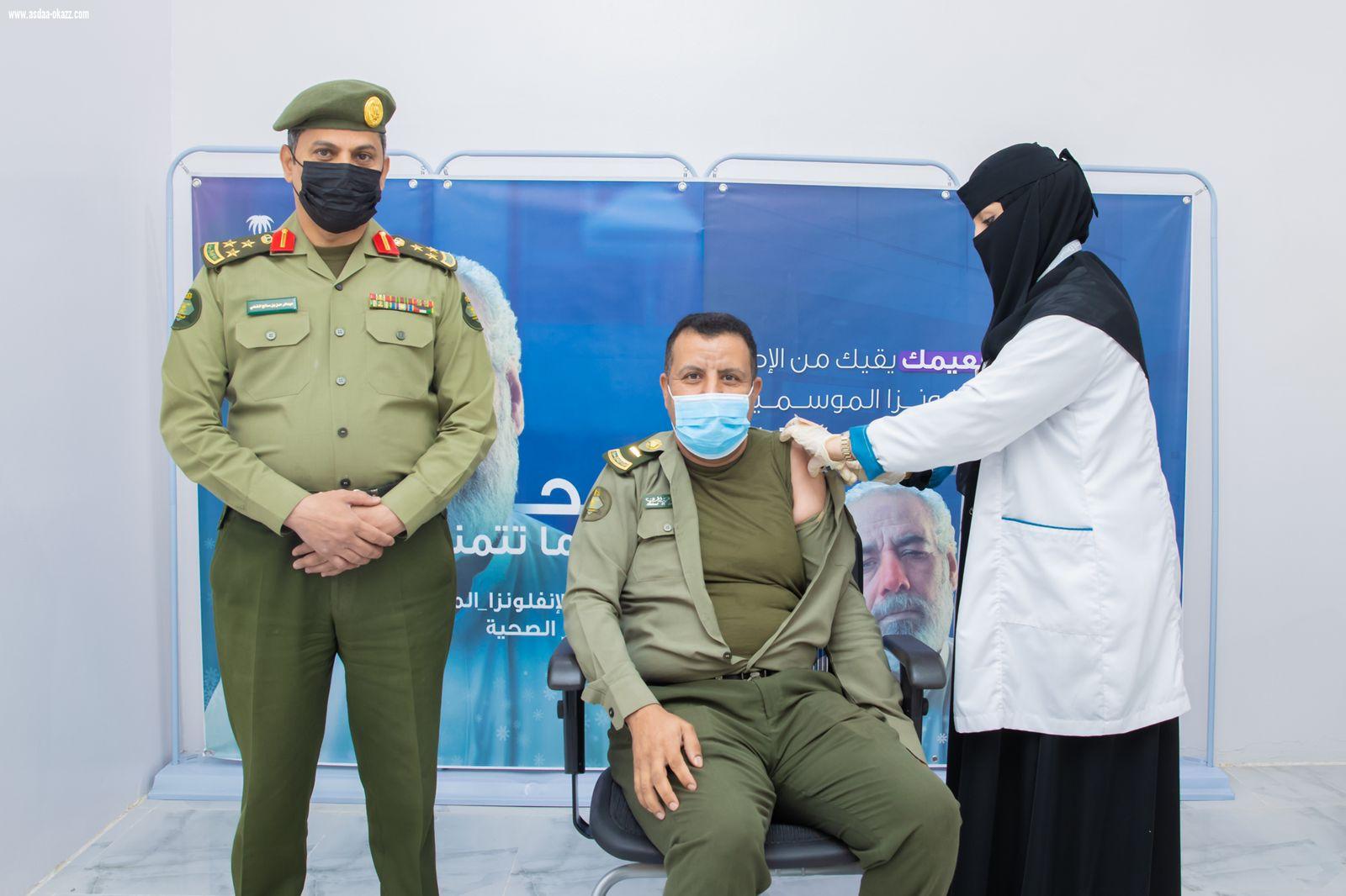 صحة حفر الباطن تنظم حملة التطعيم ضد الإنفلونزا الموسمية لمنسوبي جوازات المحافظة