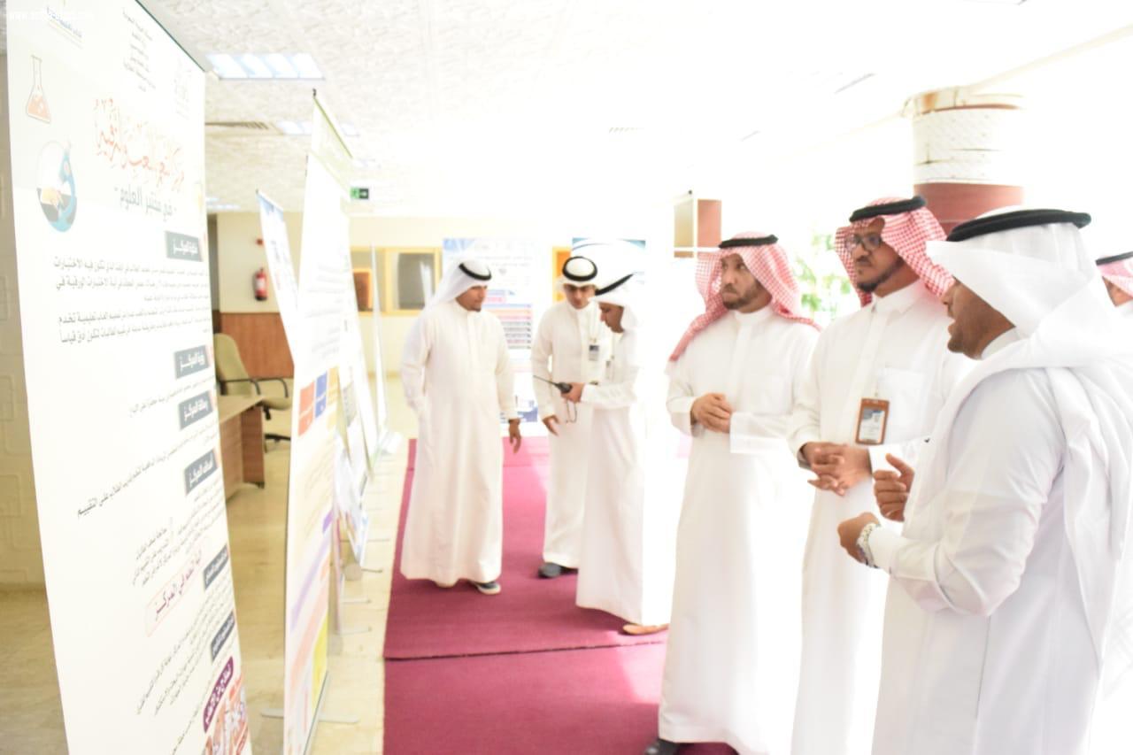 مدير تعليم صبيا يدشن معرض ومنتدى المعلمين