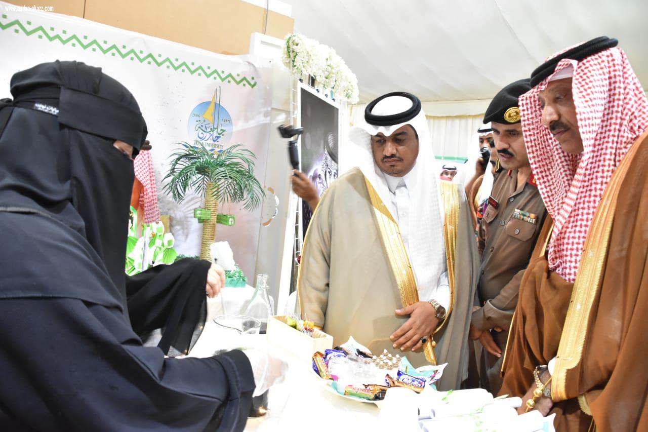 بالصور محافظ صامطة يفتتح فعاليات اليوم الوطني  الـ89