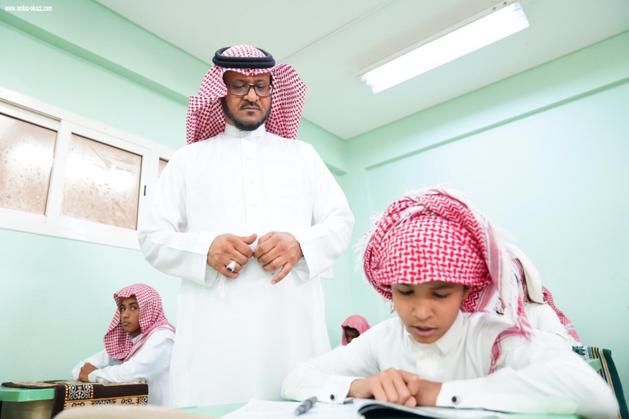 مدير تعليم صبيا يقوم بجولة تفقدية على مدارس مكتب الدرب التقى خلالها بقادة وقائدات المدارس والمشرفين والمشرفات 