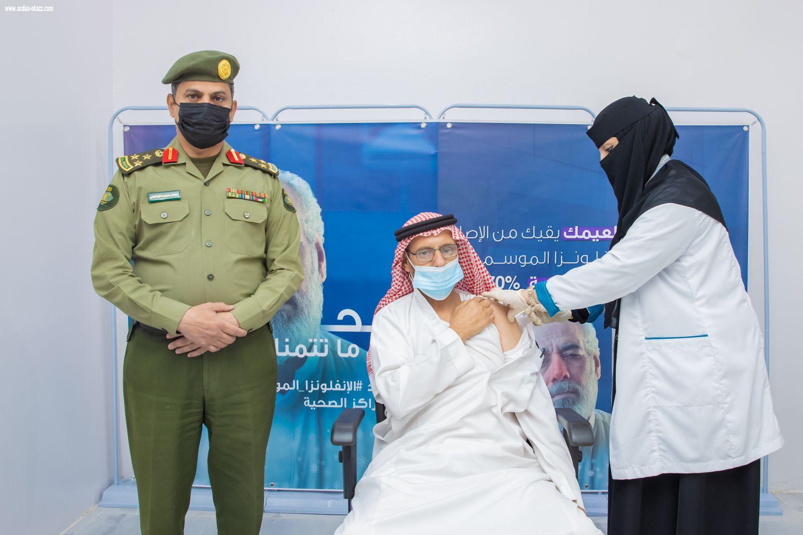 صحة حفر الباطن تنظم حملة التطعيم ضد الإنفلونزا الموسمية لمنسوبي جوازات المحافظة
