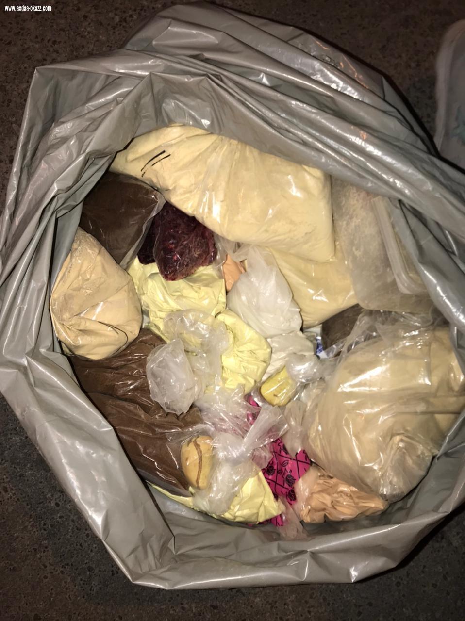 مصانع سرية وتخزين في محلات خياطة وعطارة وتموينات  لجنة مكافحة التبغ تضبط ٩٠٠ كيلو من التمباك والخلطات الضارة 
