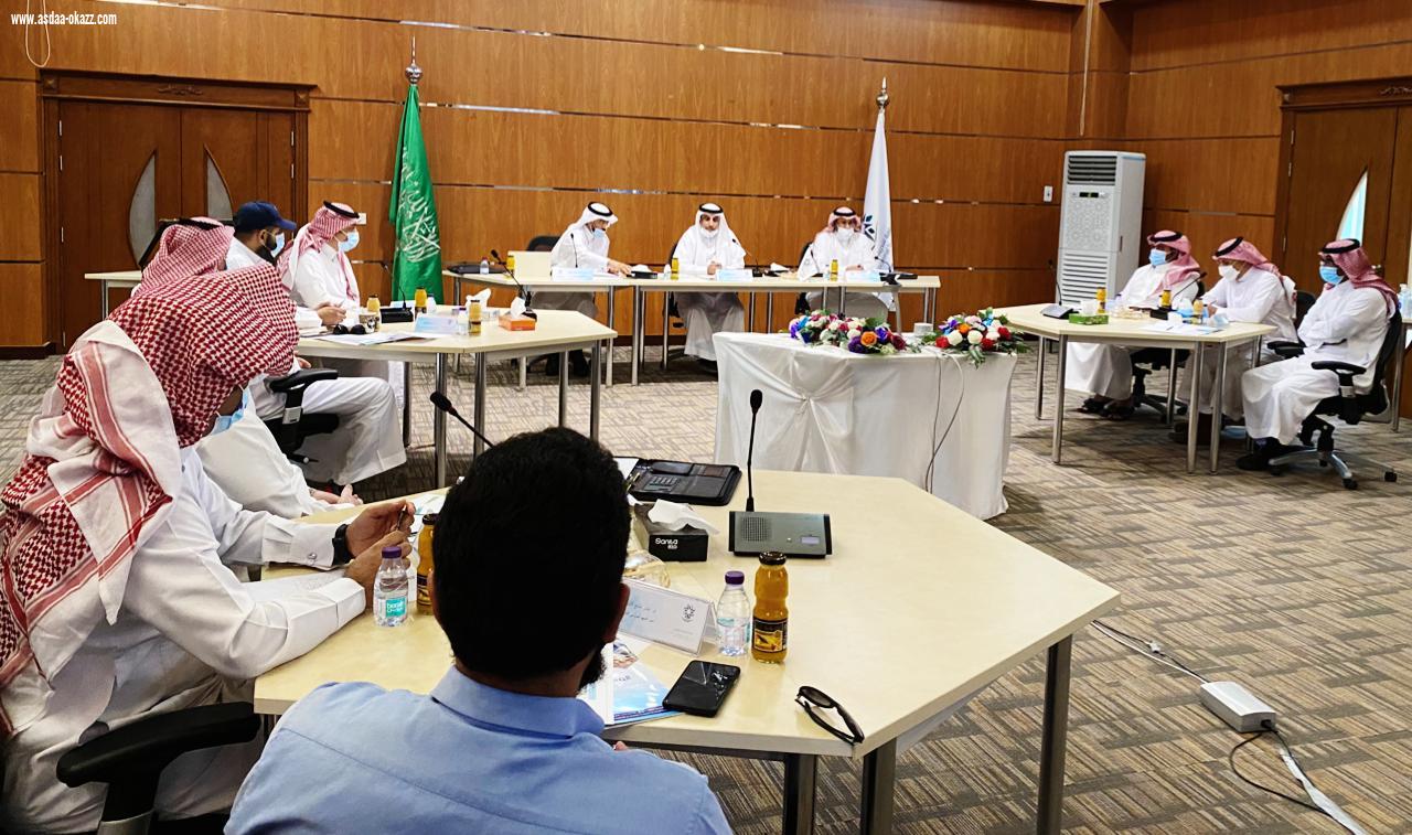 نائب المحافظ بالتدريب التقني للخدمات المساندة المكلف يزور تقني عسير 