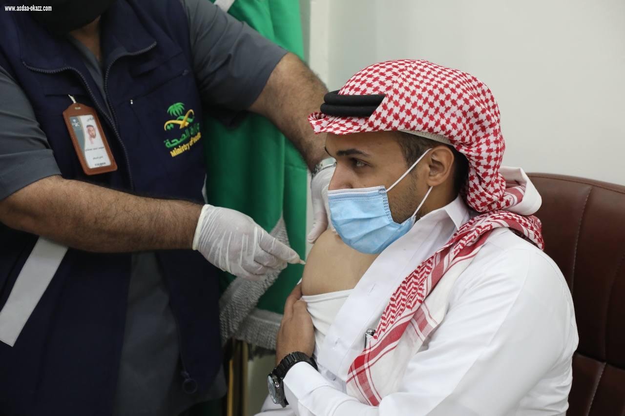 تعليم جازان يبدأ بتقديم لقاح كورونا لمنسوبيه ومنسوباته في مقرات العمل بالتعاون مع صحة جازان