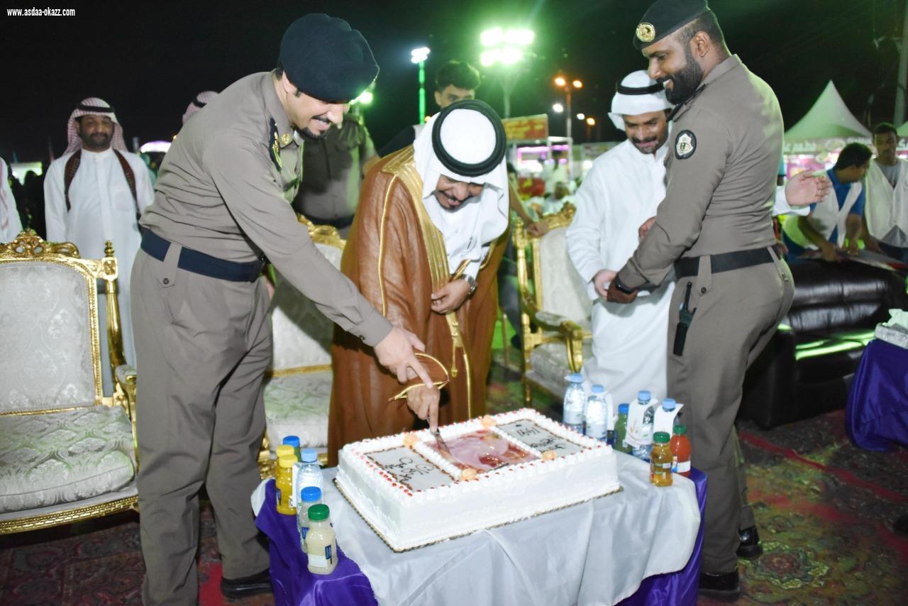 محافظ بيش يدشن مهرجان بيش للتسوق والترفية ١٤٤١