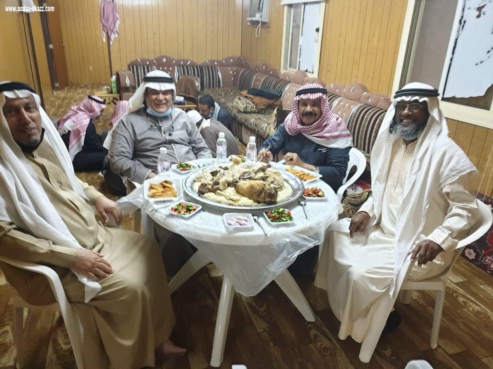 العويضي واصدقاءه يحتفوا بالحازمي 
