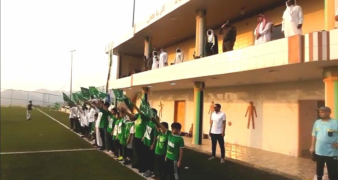 نادي فيفاء يقيم احتفاليه اليوم الوطني بتشريف القحطاني محافظ فيفاء 