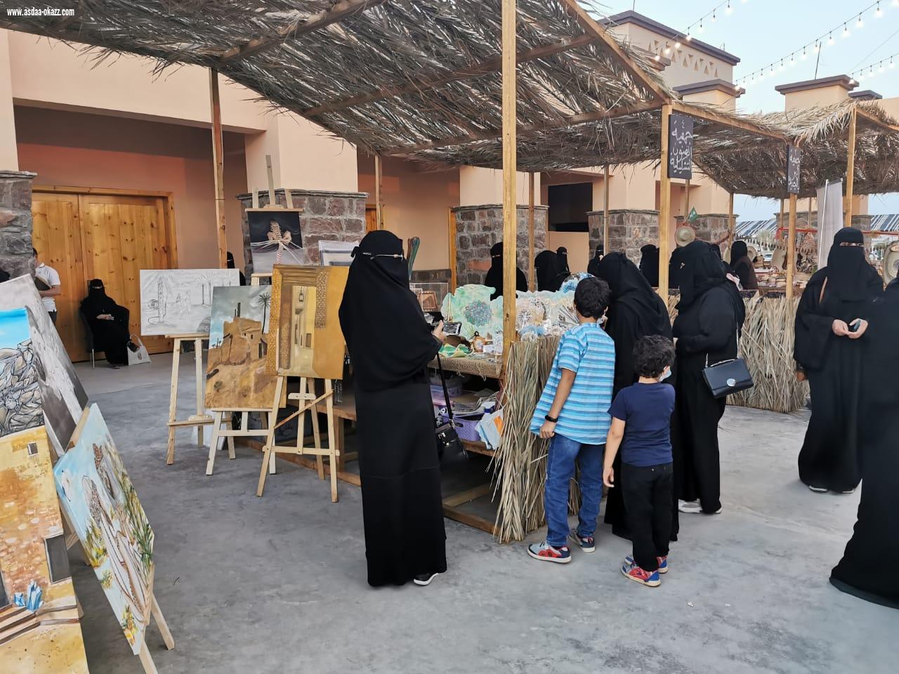 بمعرض رؤية العلا جسفت العلا تدشن أعمال فنانيها في مهرجان تمور العلا