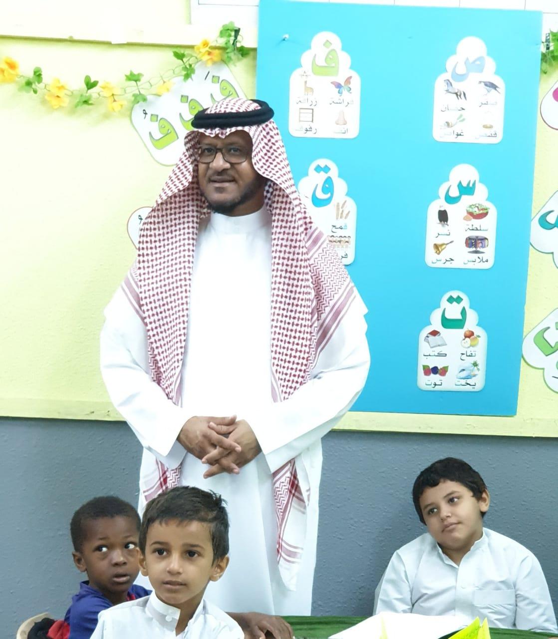 مدير تعليم صبيا  يزور مدارس ومشاريع -تعليم العيدابي ويلتقي بقادة الاشراف التربوي  