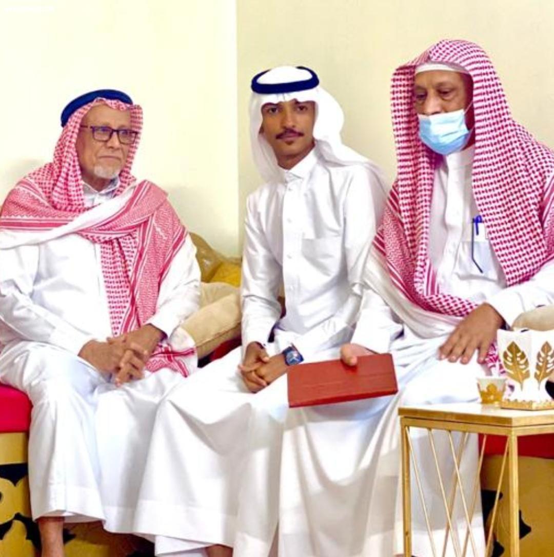 عبدالرحمن بن شوعي ظافري يحتفل بعقد قران ابنه  مراد  بمحافظة الطوال 