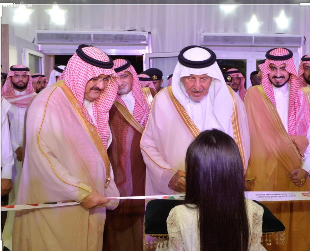 سمو امير مكة يفتتح معرض كتاب جدة الخامس ويكرم هاشم وأبومدين والسديري وأوبريت 