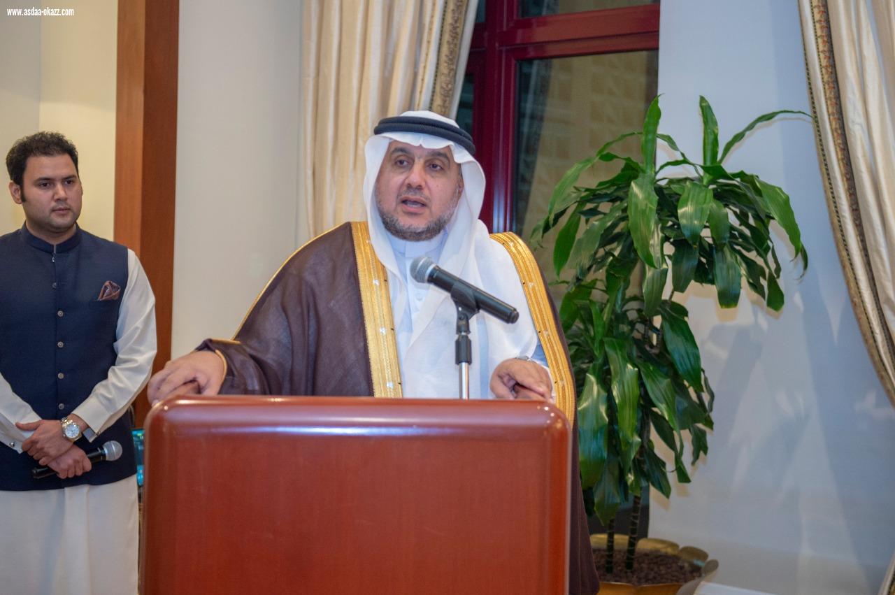 القنصل الباكستاني خالد مجيد يقيم احتفاليه اليوم الوطني ٩١ لعدد من رجال الأعمال السعوديون