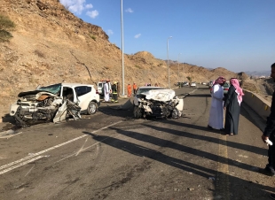 هلال الباحة يتجاوب مع حادث ادى لوفاة واصابتين تم اسعافهم ونقلهم للمستشفى