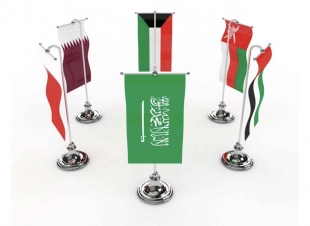 أيام وتُطوى.. 