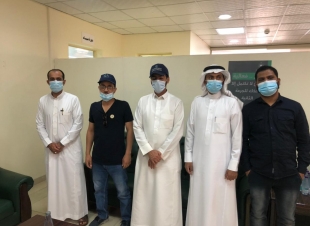 المستشفى العسكري بالجنوب ينظم حملة تطعيم لمنسوبي تقني عسير ضد فيروس (كورونا)
