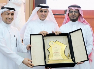 تعليم جازان يقيم حلقة نقاش عن نتائج تحليل الاختبارات 