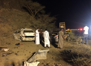 هلال الباحة يسعف وينقل خمس اصابات إلى مستشفي المخواة العام لاكمال العلاج 