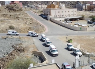 بمتابعة سمو أمير الباحة: بدء عملية نقل المرضى المنومين والعيادات من مستشفى المخواة القديم للمستشفى الجديد