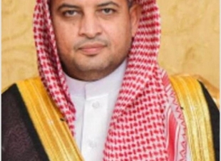 شيخ شمل قبائل آل عيسى بني حمد يهنئ مدير الضمان الاجتماعي بمحافظة صامطة