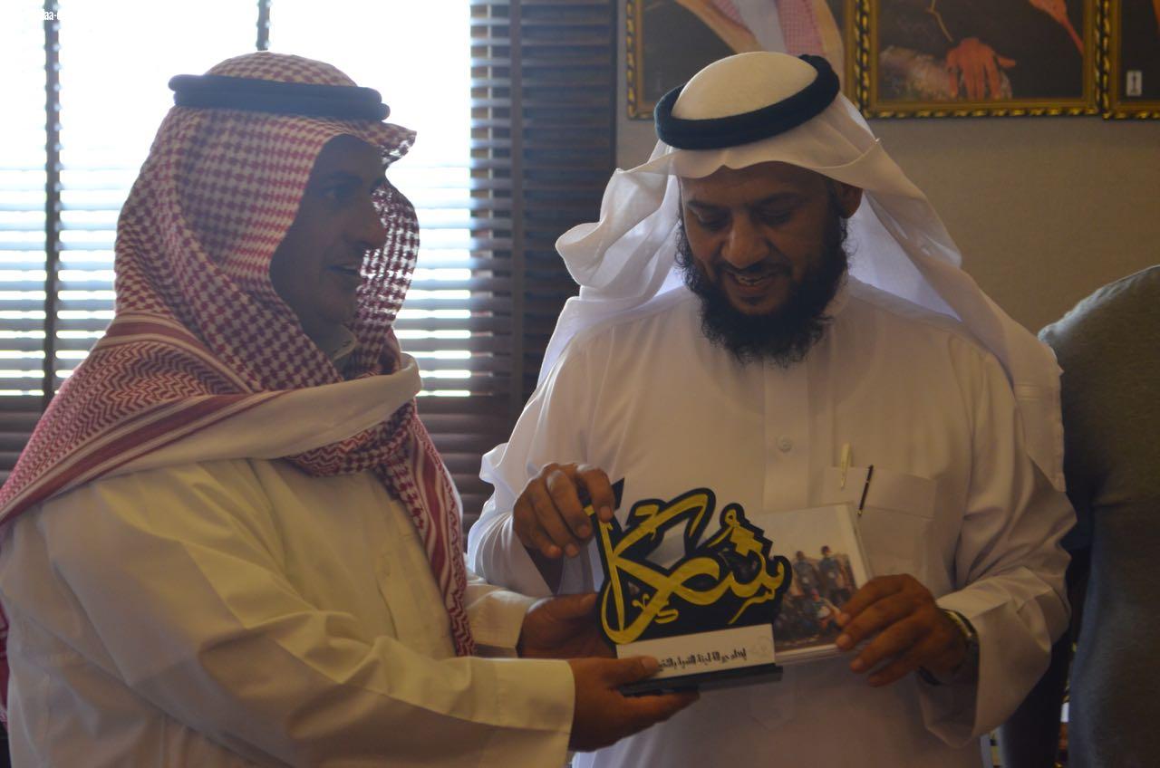 محافظ محافظة ضمد بالنيابة يكرم الفرق الكشفية المشاركة في حج 1439هـ