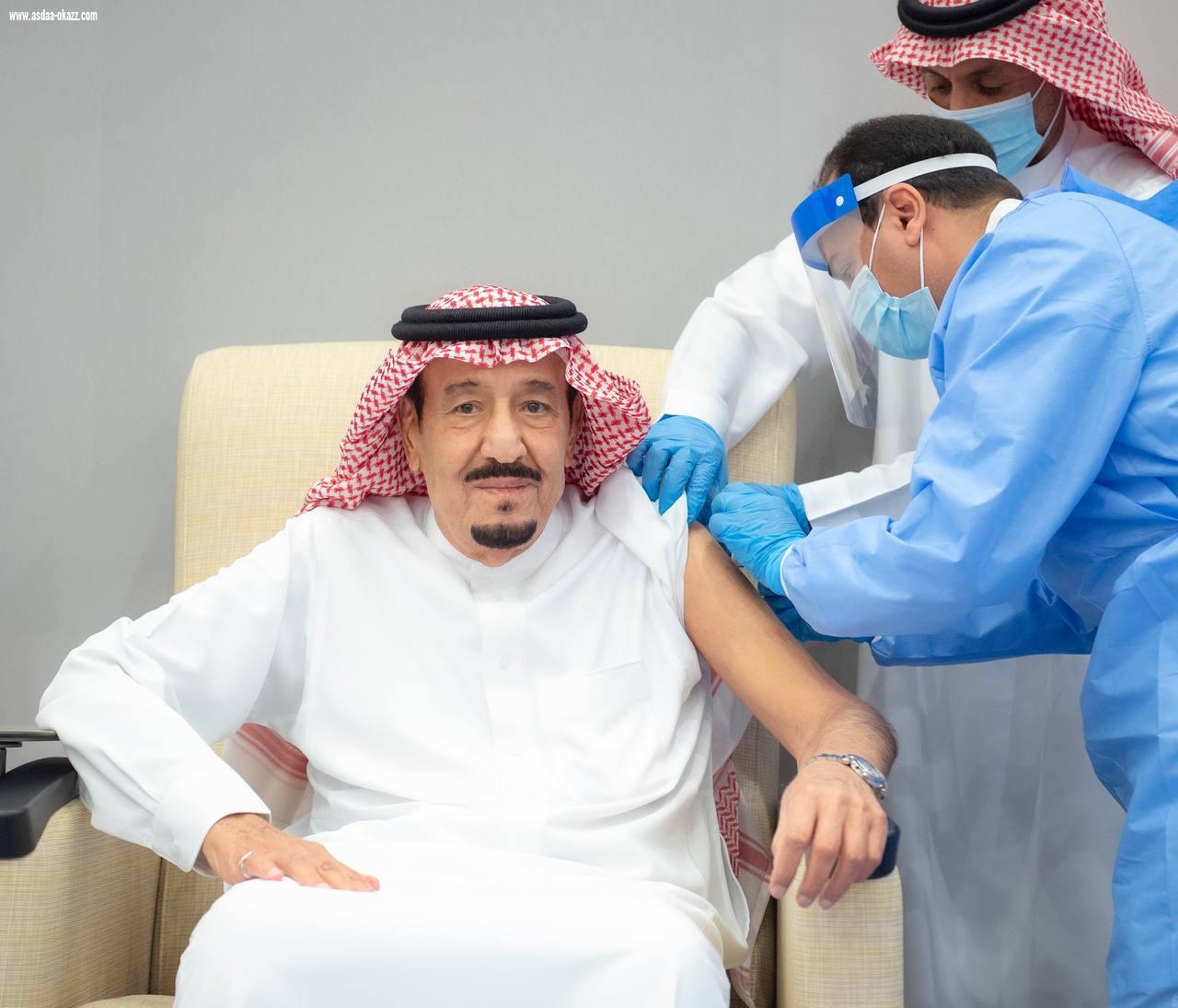 خادم الحرمين الشريفين يتلقي الجرعه الاولى من لقاح كرونا