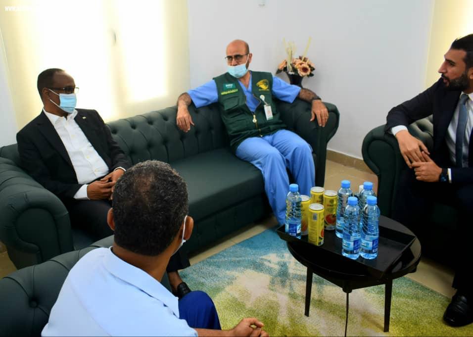 أشاد بالدور الإنساني للمركز .. وزير الصحة الجيبوتي يستقبل وفد مركز الملك سلمان الإغاثي
