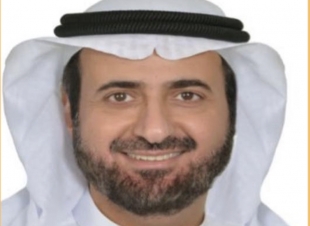 وزير الصحة السعودي يتلقى لقاح كورونا 